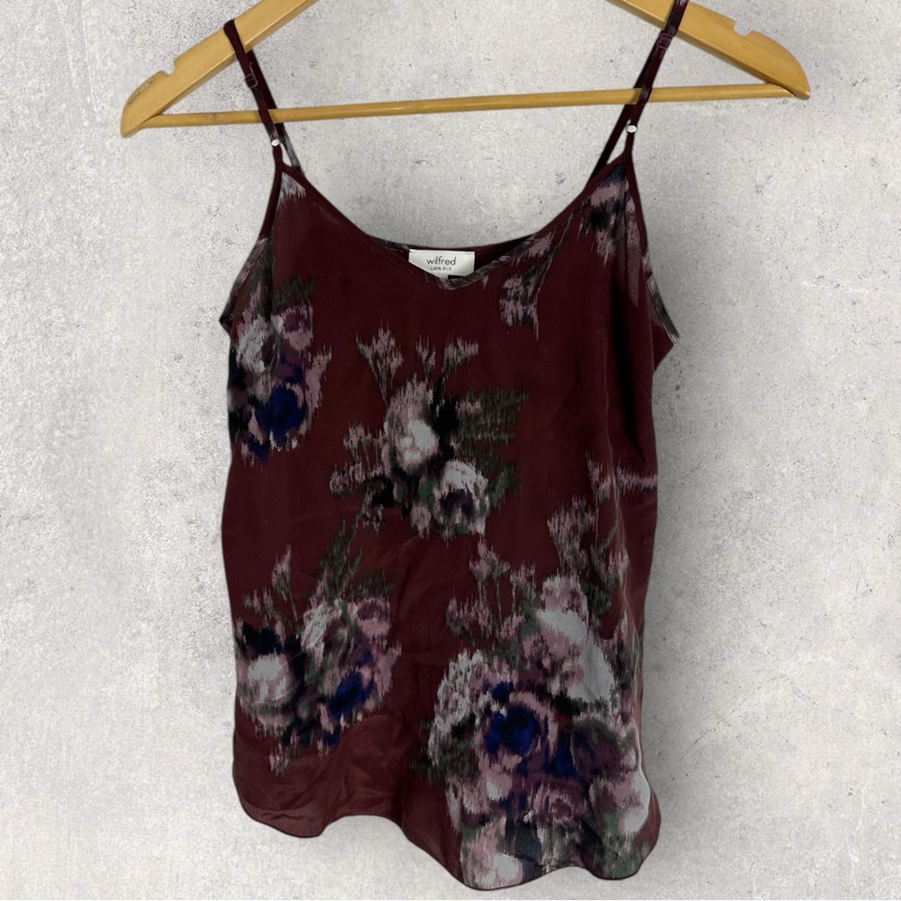 Aritzia Wilfred 100% Silk Cami Top Womens Size XXS Mauve Burgundy Floral V-Neck